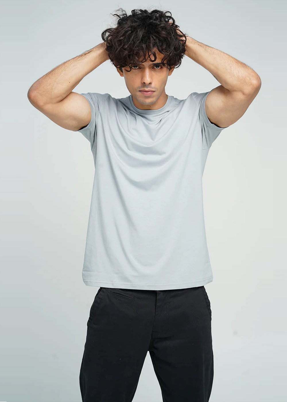 Cotton Tshirt with button details  Massimo Dutti